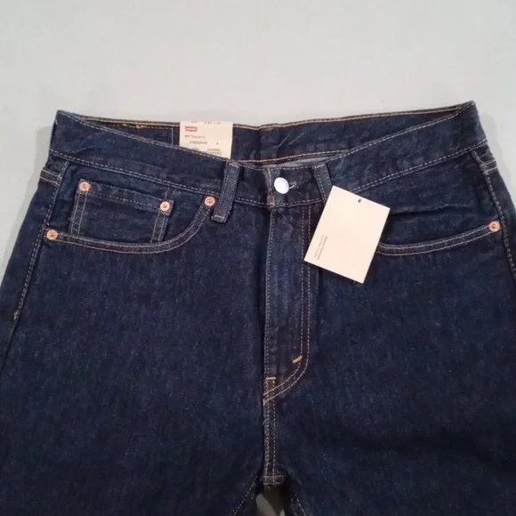 NWT Levi's Jeans - Picture 2 of 6